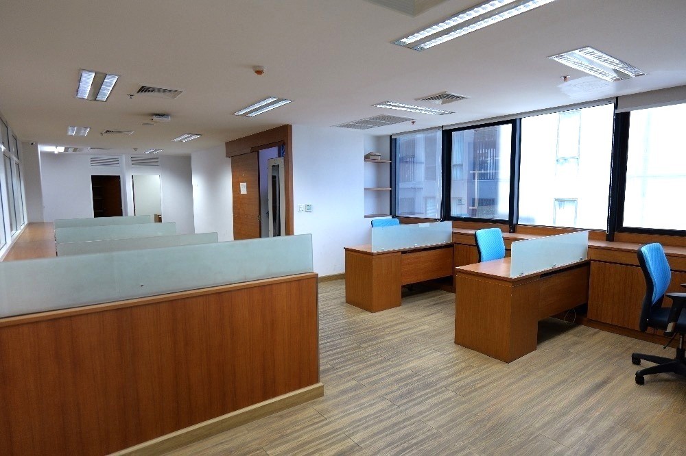  零售空间  在  - Image 2