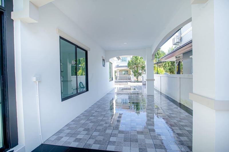 5 Bedroom House For Sale in San Kamphaeng, San Kamphaeng, Chiang Mai - Image 11