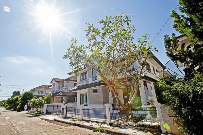 5 Bedroom House For Sale in San Kamphaeng, San Kamphaeng, Chiang Mai - Image 1