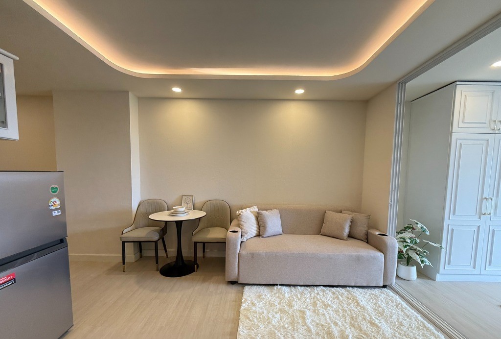 Hillside 4 Condotel - Image 10