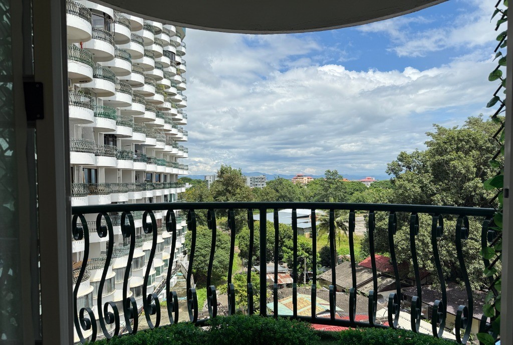 Hillside 4 Condotel - Image 6