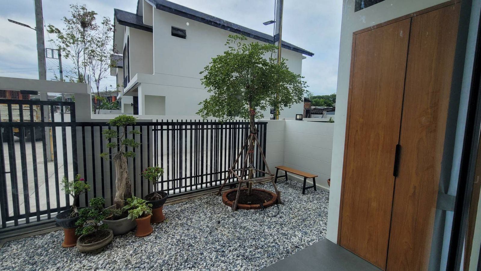 4 Bedroom House For Sale in San Phak Wan, Hang Dong, Chiang Mai - Image 28