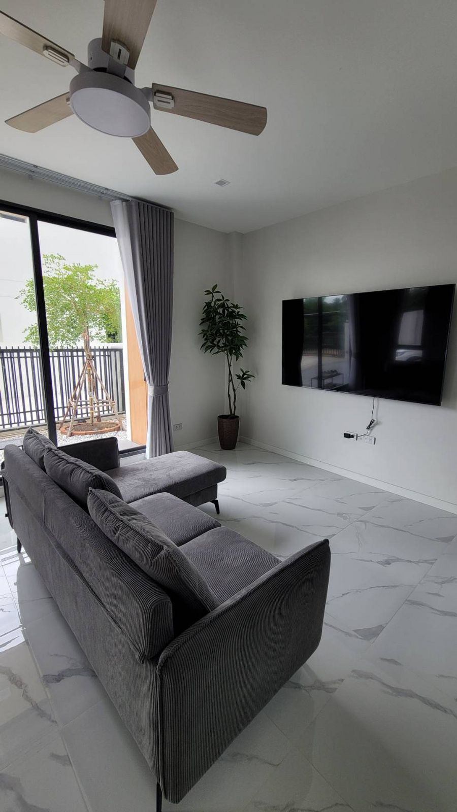 4 Bedroom House For Sale in San Phak Wan, Hang Dong, Chiang Mai - Image 4