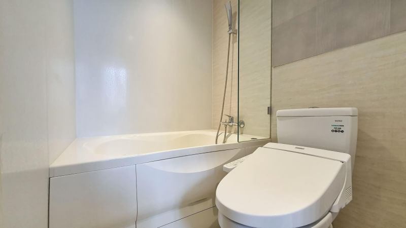 Runesu Thonglor 5 - Image 12