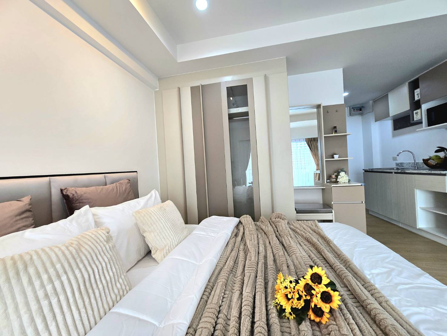 Seven Star Condo - Image 10