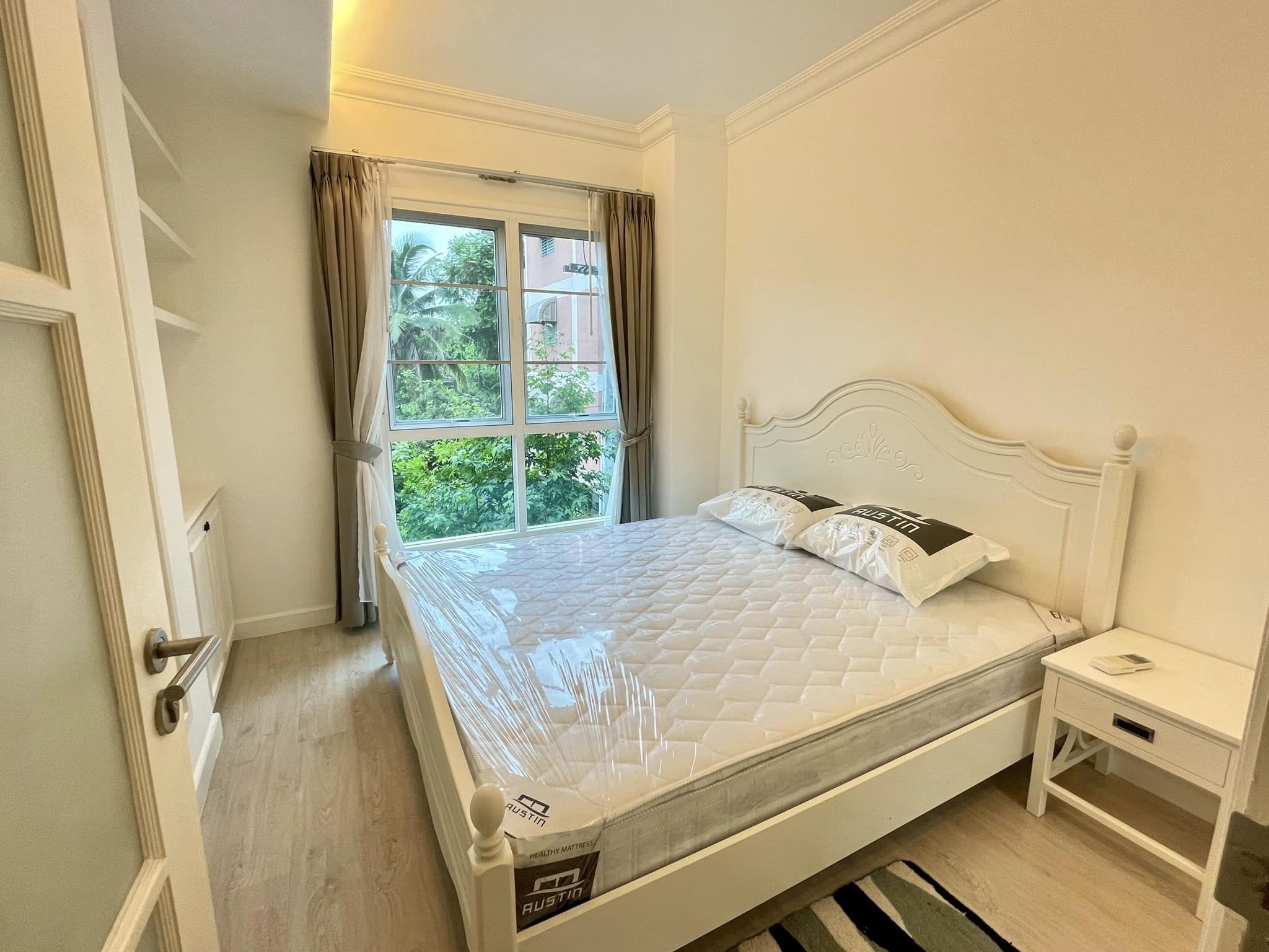 The Spring Condo - Image 1