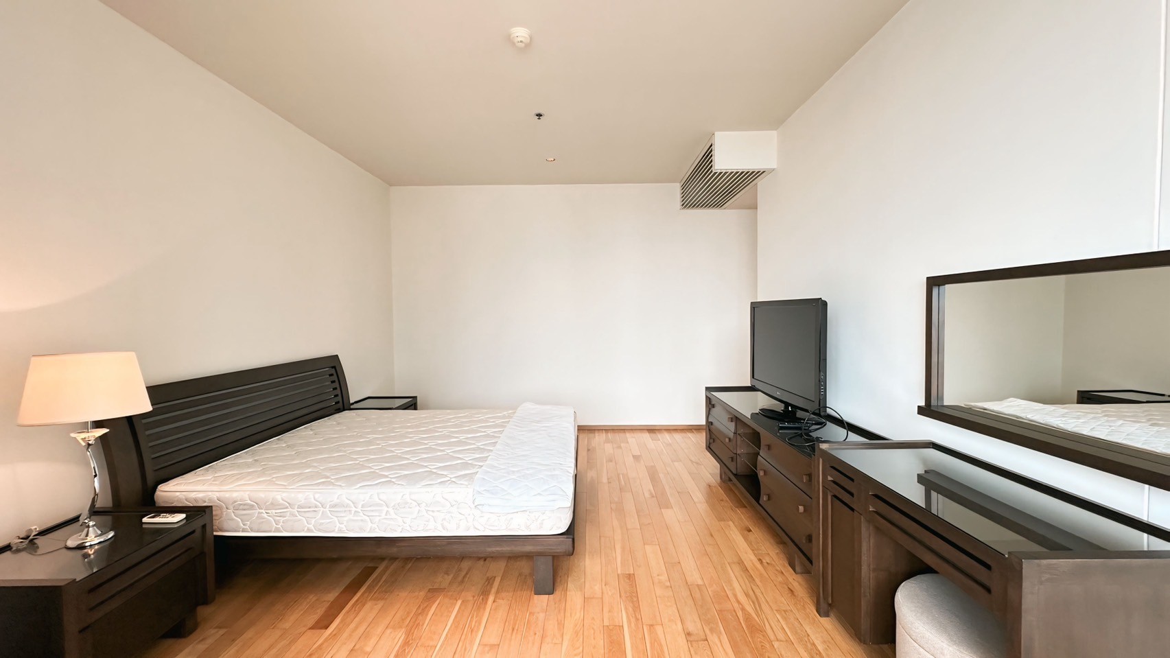 The Empire Place - Image 21
