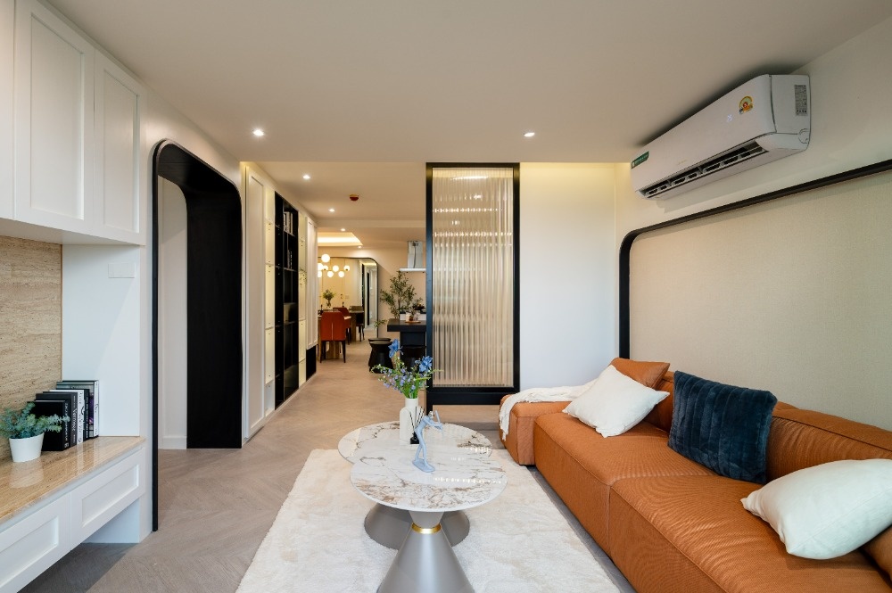 LE NICE CONDO - Image 1