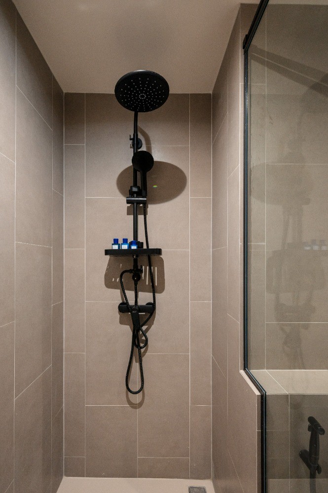 LE NICE CONDO - Image 35