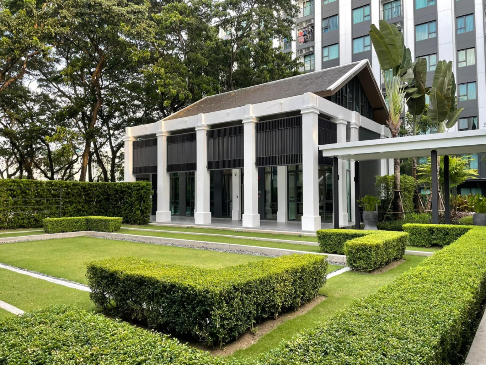 The Escent Park Ville - Image 18