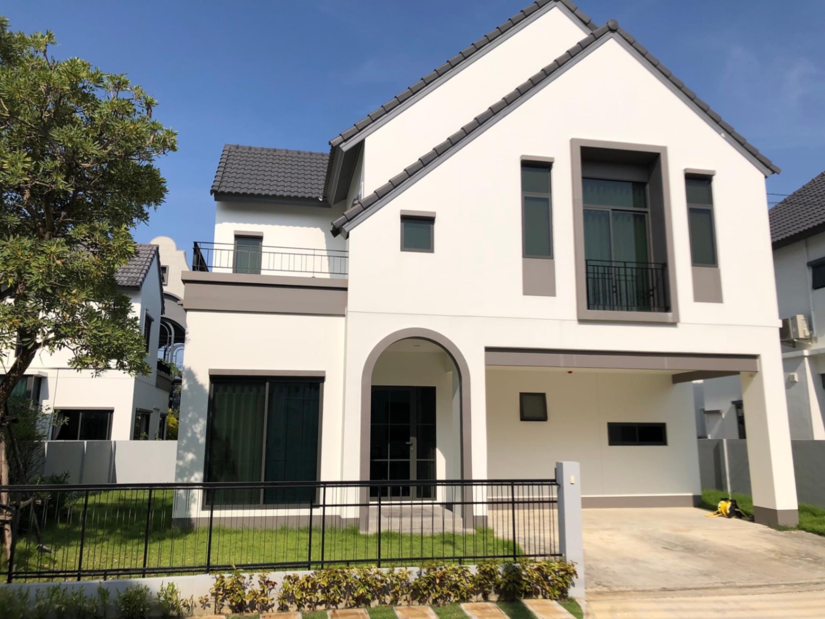 3 Bedroom House For Sale in Bang Sao Thong, Bang Sao Thong, Samut Prakan - Image 1