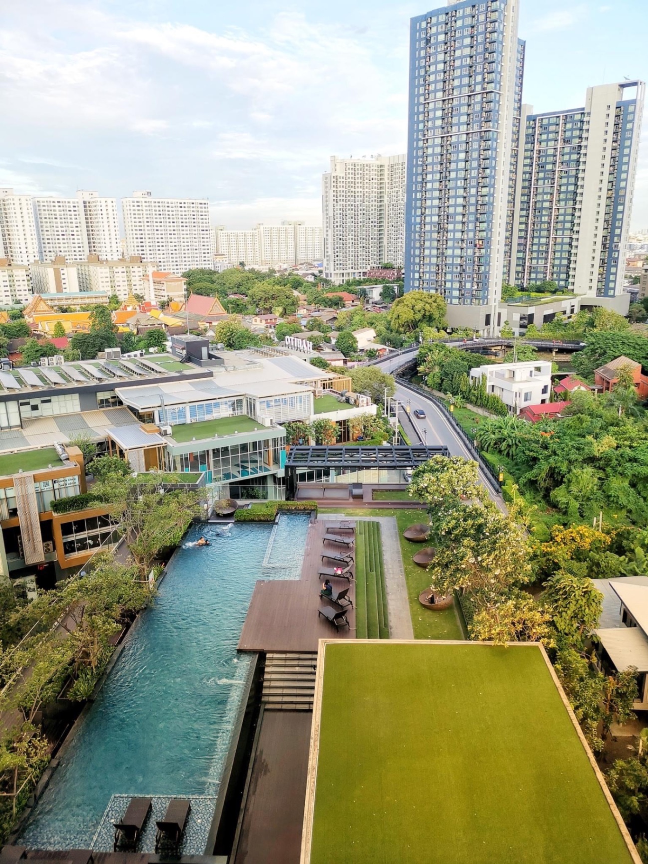 THE BASE Park West - Sukhumvit 77 - Image 13