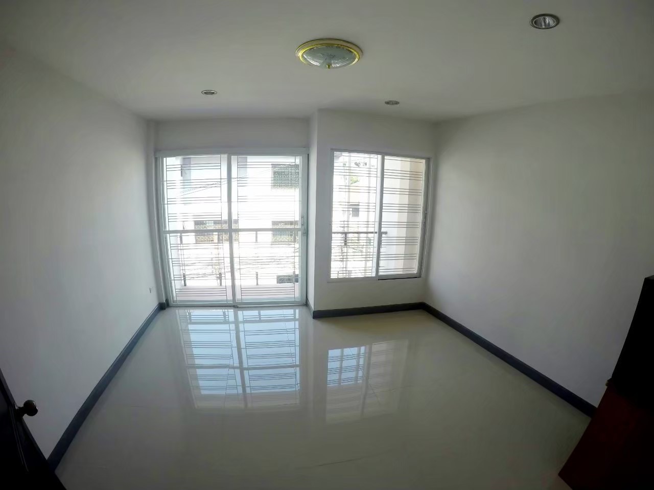 4 ห้องนอน ทาวน์เฮาส์  ใน พระโขนง, คลองเตย, กรุงเทพมหานคร - Image 6