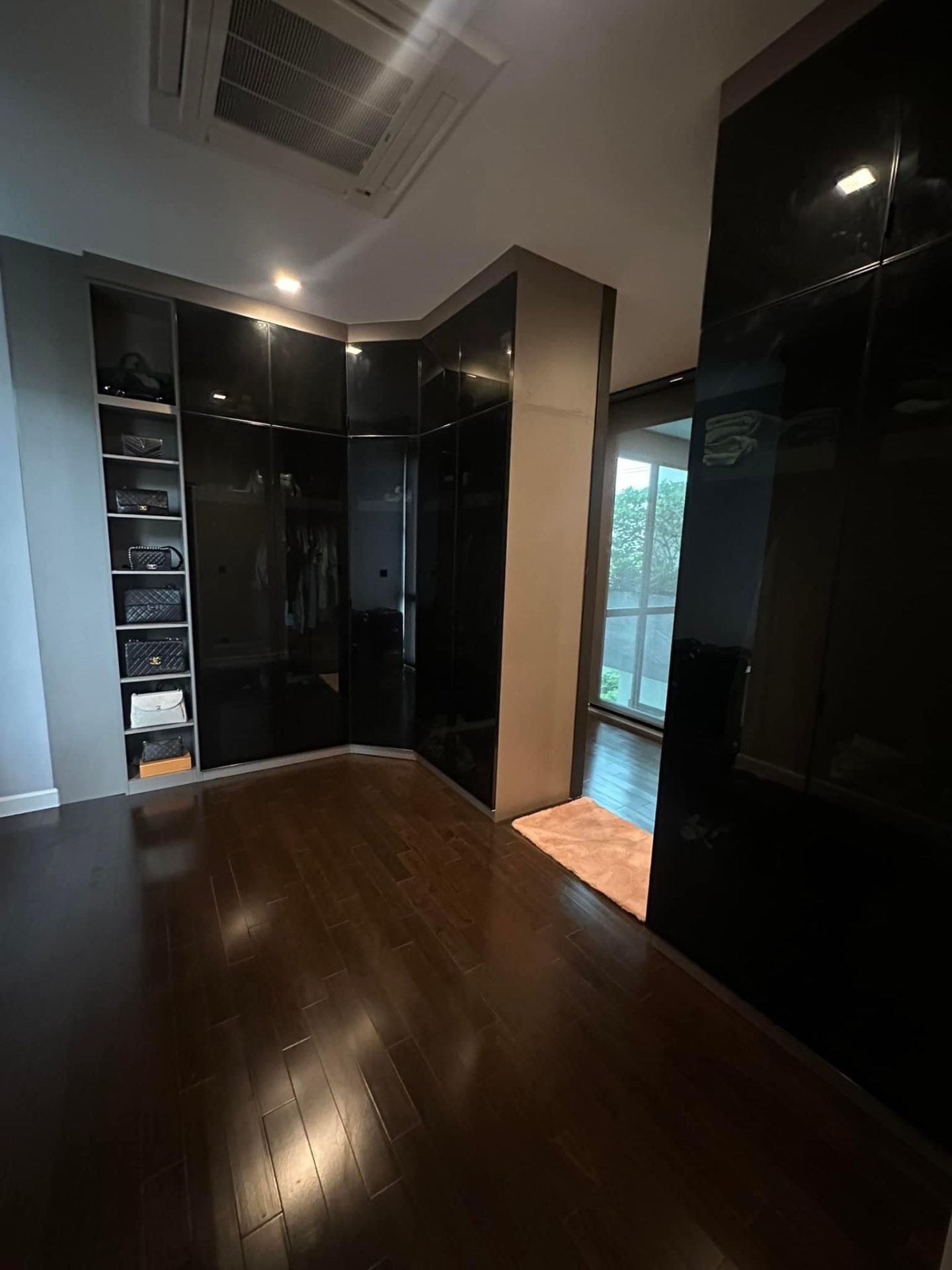 4 卧室 独立房屋  在  - Image 7