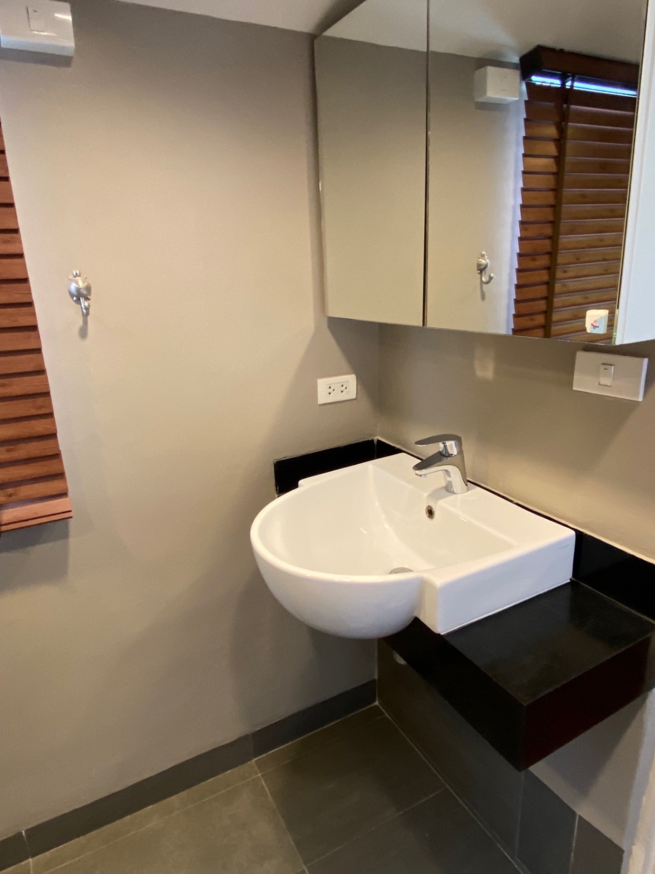 3 Bedroom Townhouse For Sale in Wat Phraya Krai, Bang Kho Laem, Bangkok - Image 15