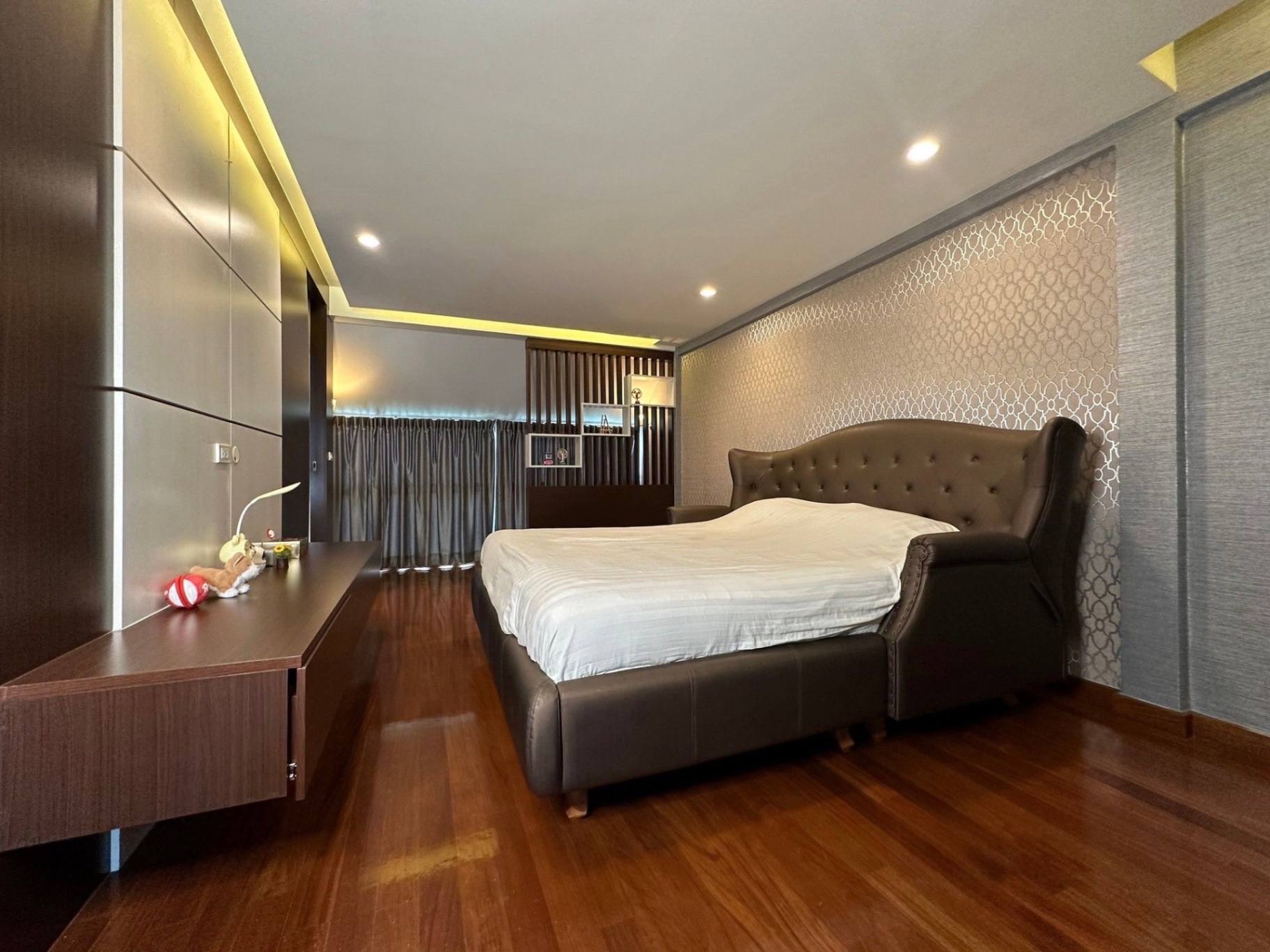 3 Bedroom Townhouse For Sale in Wat Phraya Krai, Bang Kho Laem, Bangkok - Image 20
