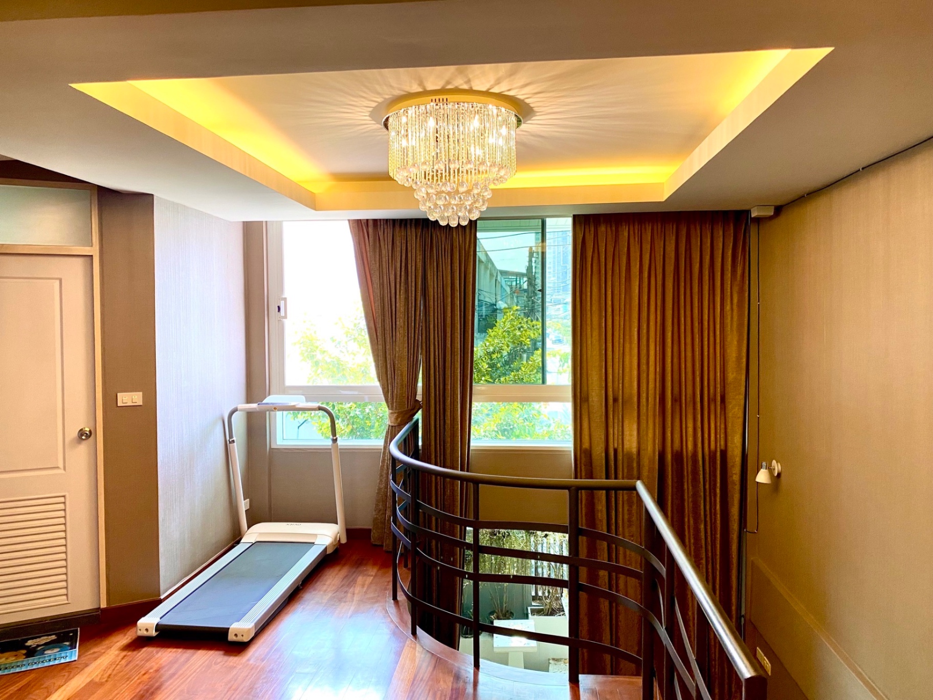 3 Bedroom Townhouse For Sale in Wat Phraya Krai, Bang Kho Laem, Bangkok - Image 14