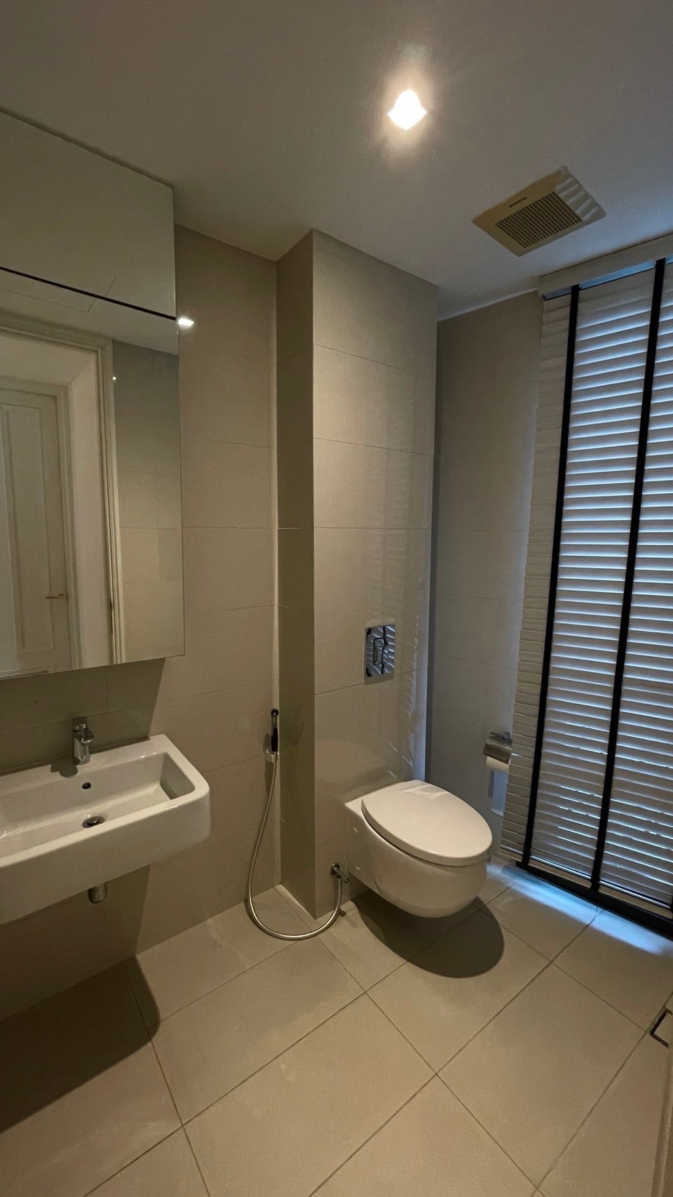 3 Bedroom Condo  in Chong Nonsi, Yan Nawa, Bangkok - Image 20