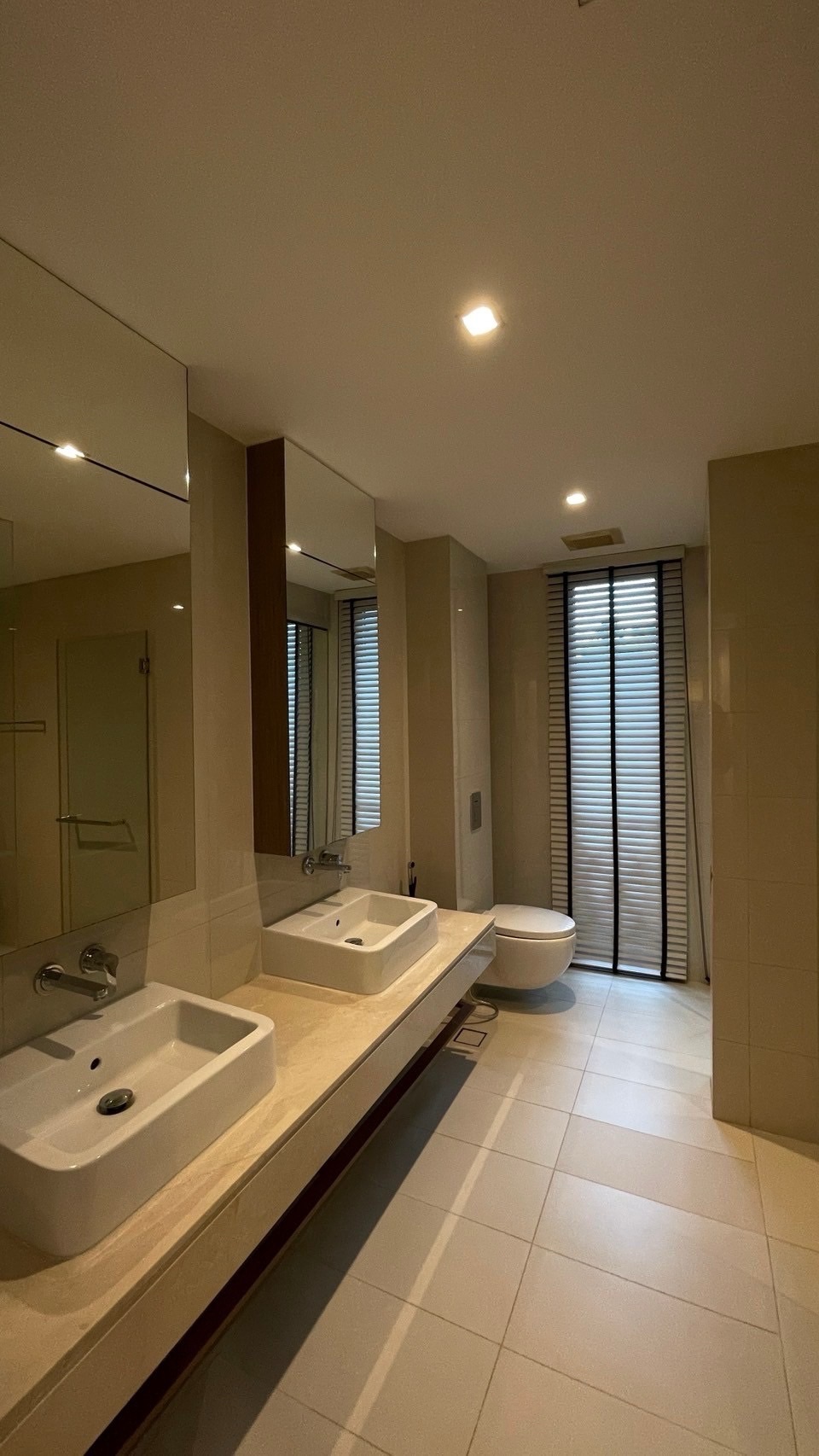 3 Bedroom Condo  in Chong Nonsi, Yan Nawa, Bangkok - Image 14