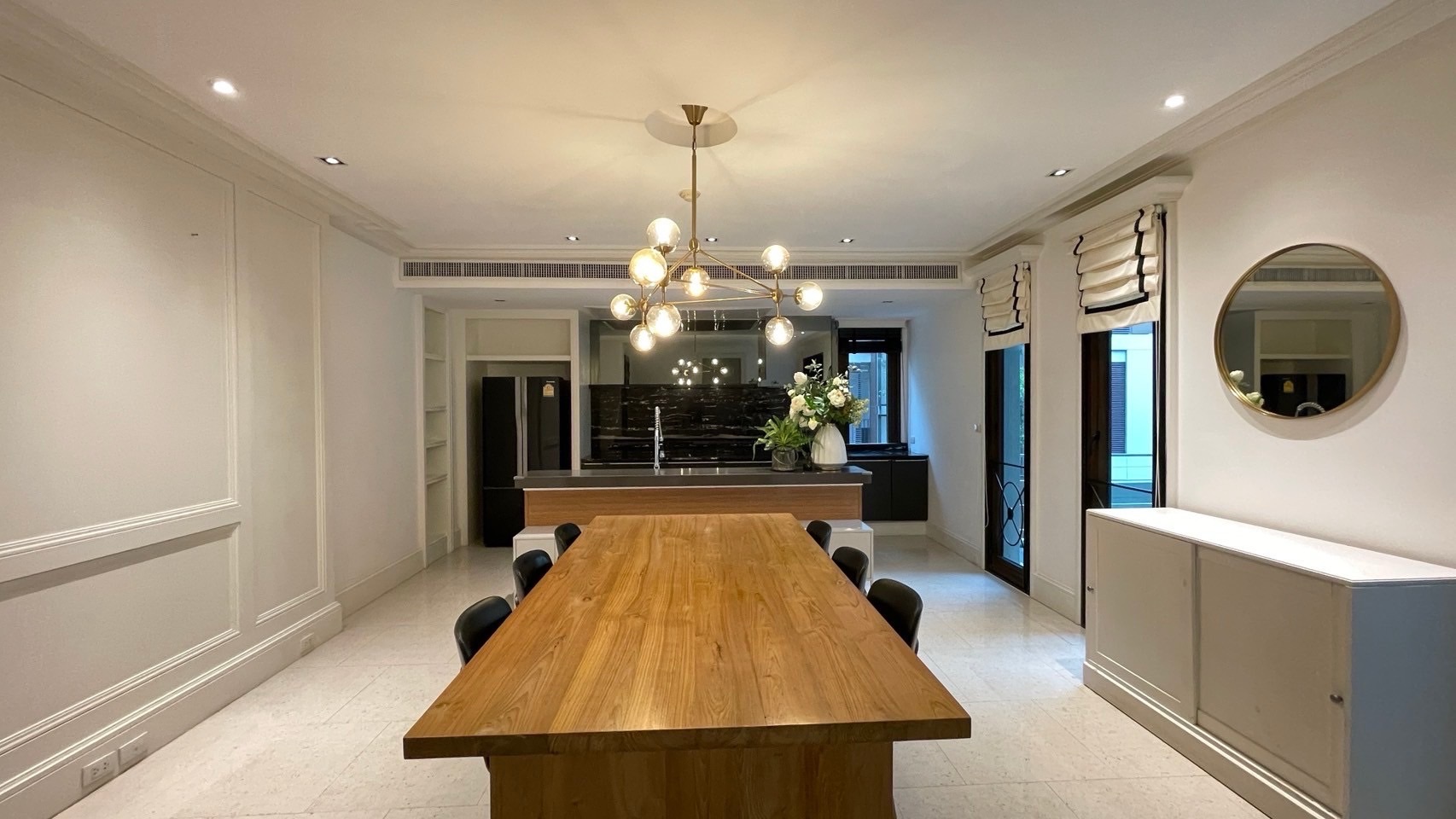 3 Bedroom Condo  in Chong Nonsi, Yan Nawa, Bangkok - Image 1