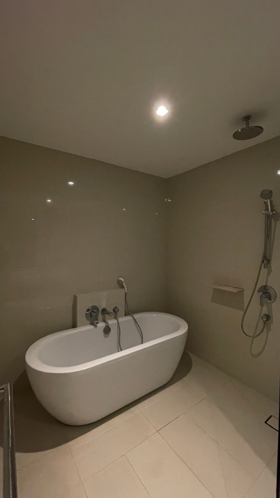 3 Bedroom Condo  in Chong Nonsi, Yan Nawa, Bangkok - Image 19