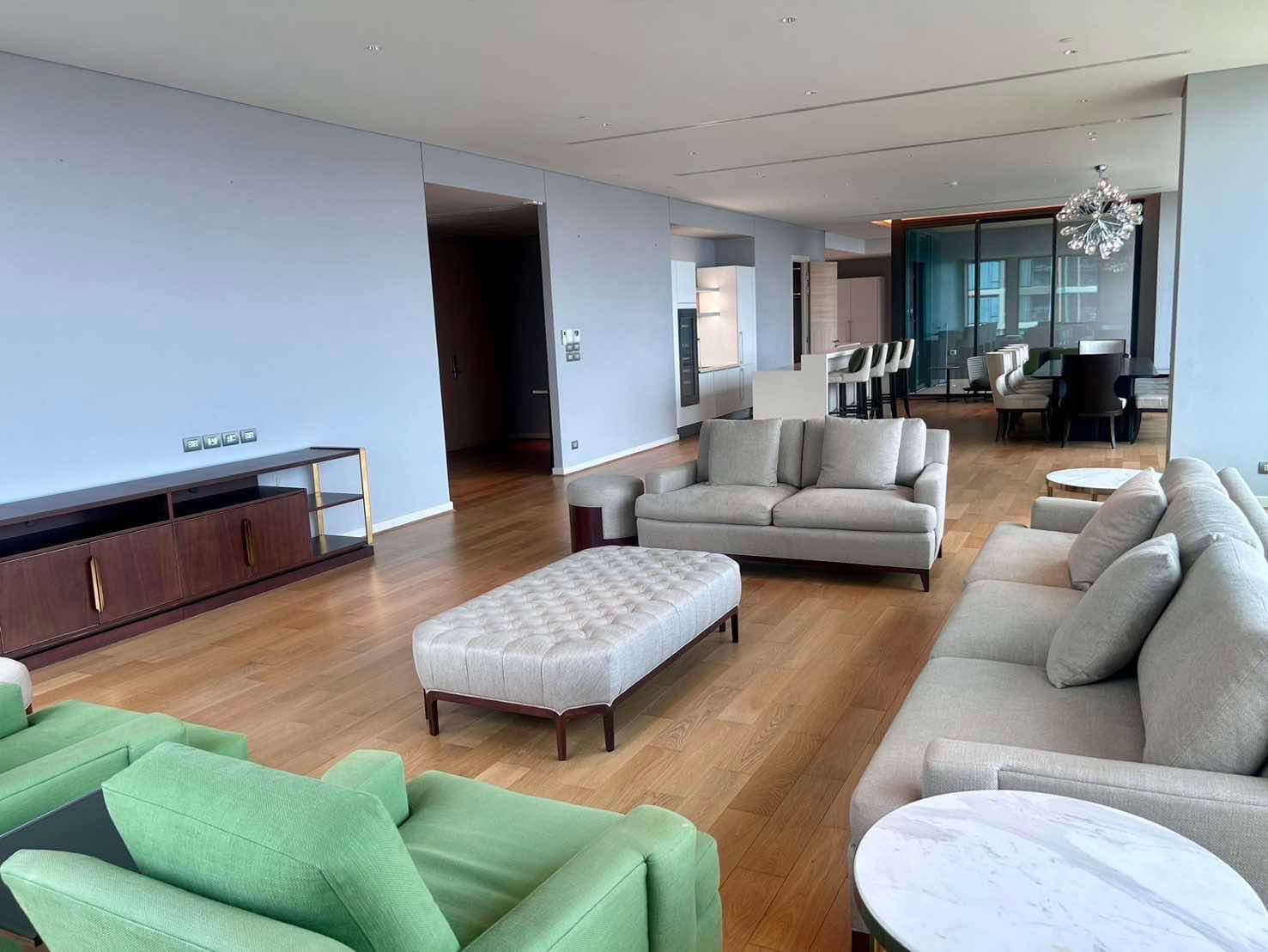 The Residences at Sindhorn Kempinski Hotel Bangkok - Image 1