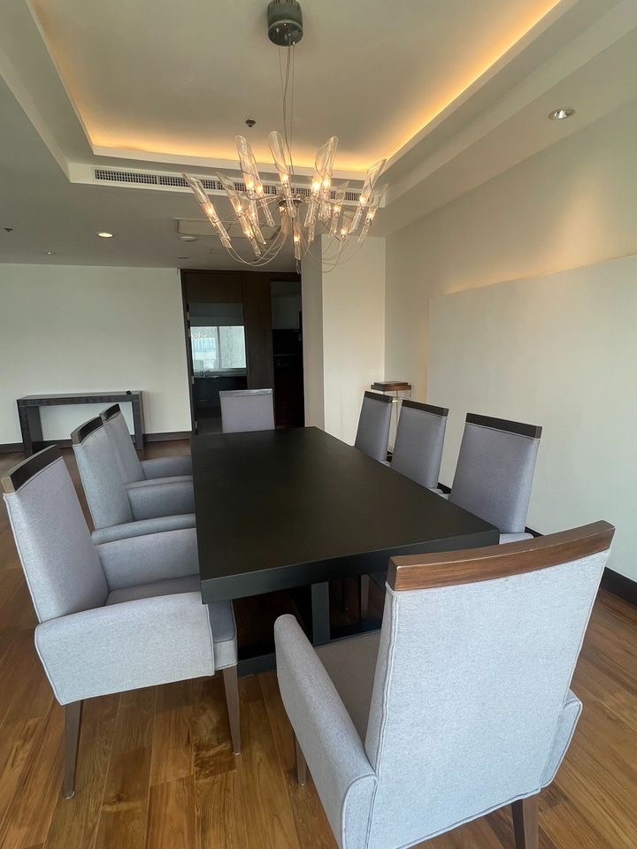 Royal Residence Park - Image 7