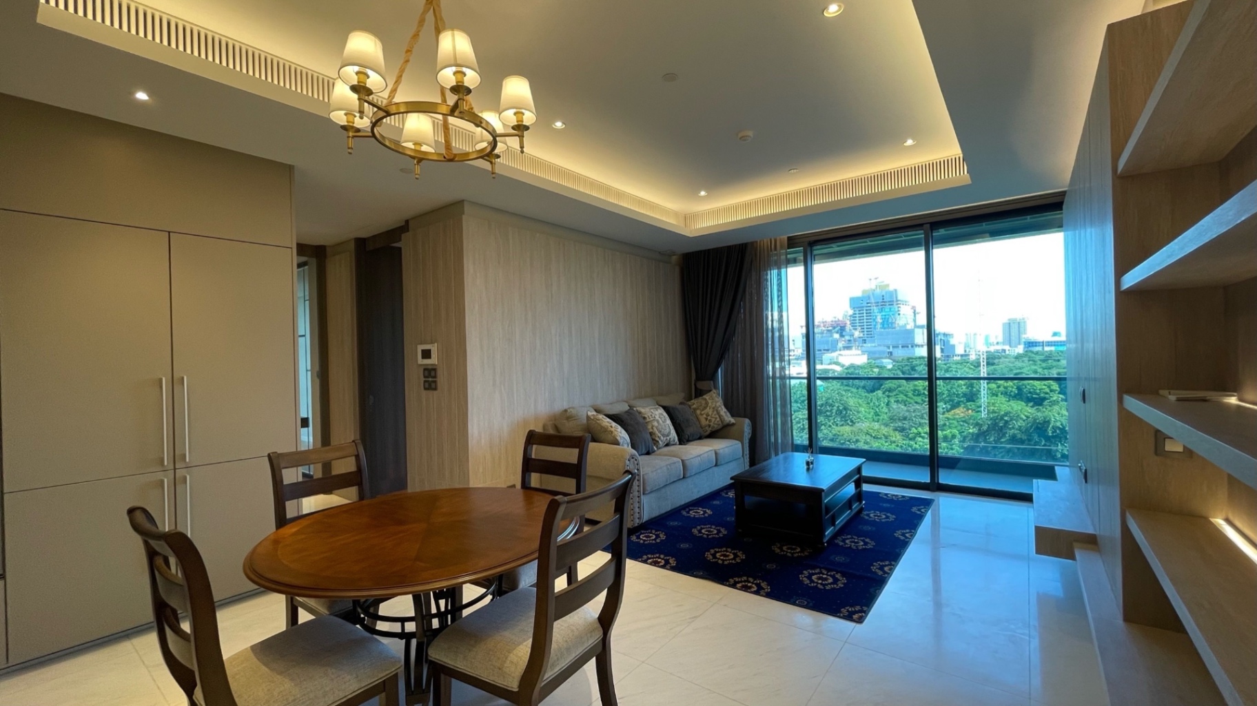 Sindhorn Tonson - Image 2
