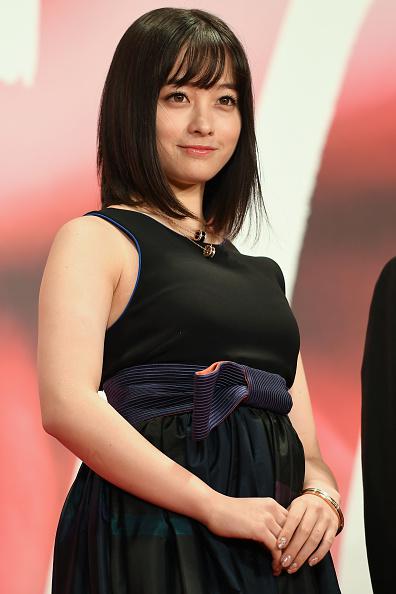 R15指定 橋本環奈主演 映画 シグナル100 キャスト 見どころをご紹介 Three スリー R15指定 橋本環奈主演 映画 シグナル100 キャスト 見どころをご紹介 Three スリー