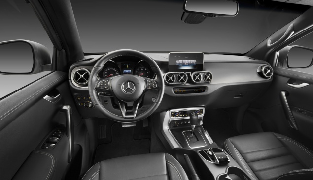 Mercedes X-Class interior