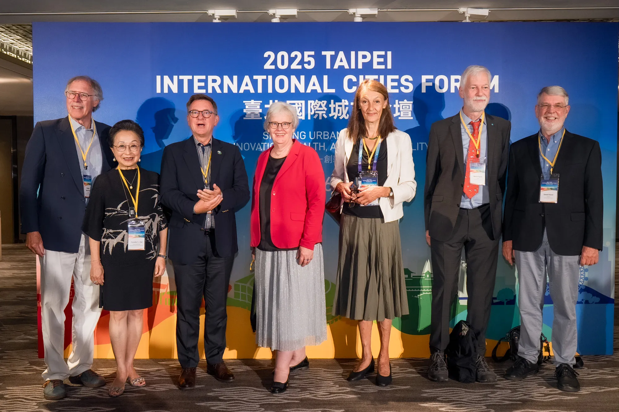 論壇實況_ (6).jpg