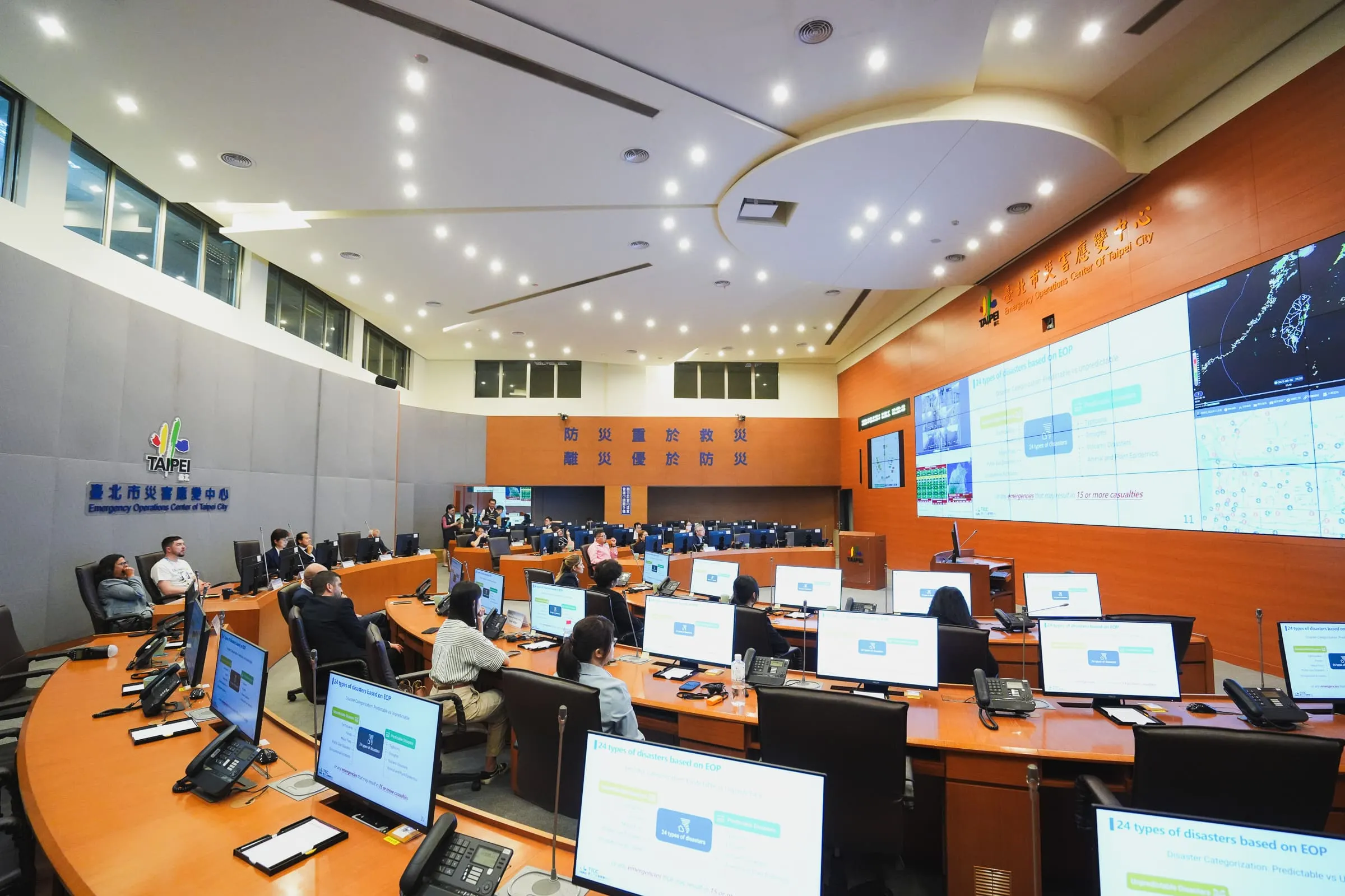 市政參訪 (14).jpg