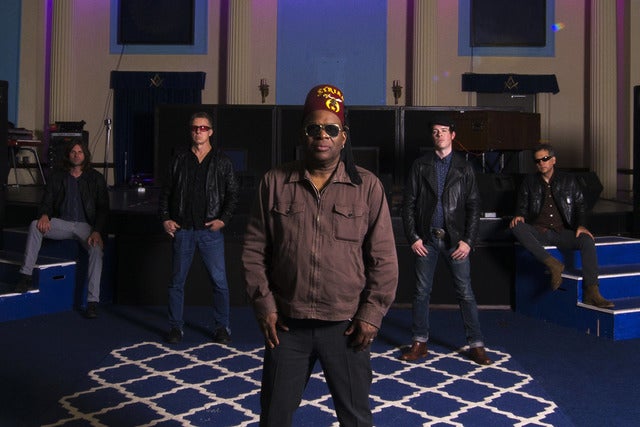 Barrence Whitfield And The Savages