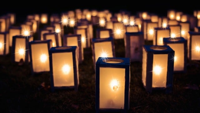 holiday-lights-at-the-beach