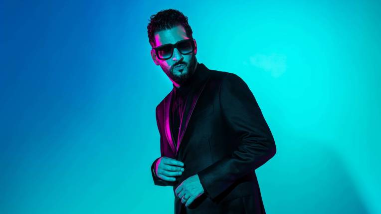 Jon B