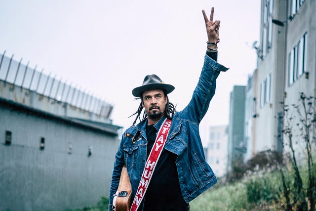 Michael Franti Spearhead