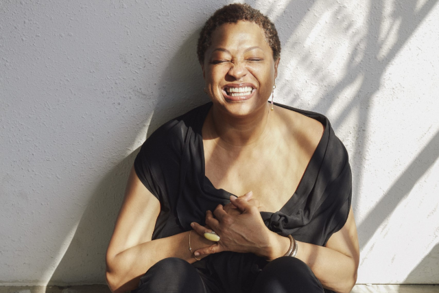 Ms Lisa Fischer