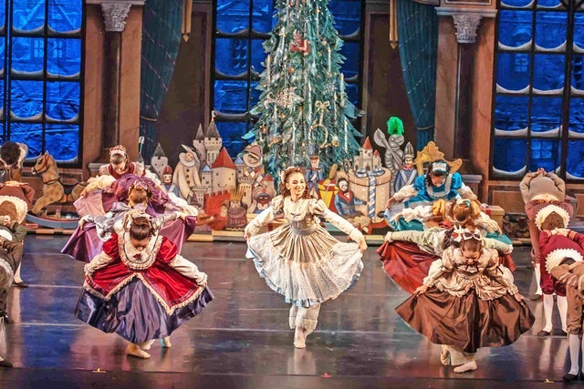 Salt Creek Ballet's The Nutcracker