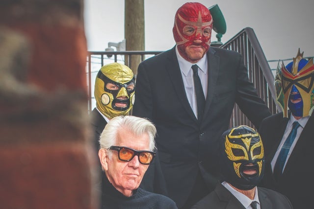 Nick Lowe & Los Straitjackets