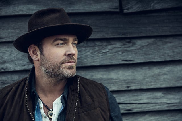 Lee Brice: You, Me & My Guitar