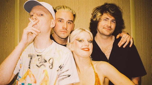 Amyl and the Sniffers