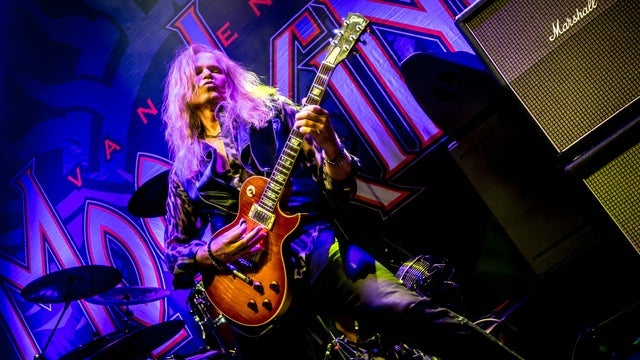 Adrian Vandenberg: Performing Whitesnake & Vandenberg Hits