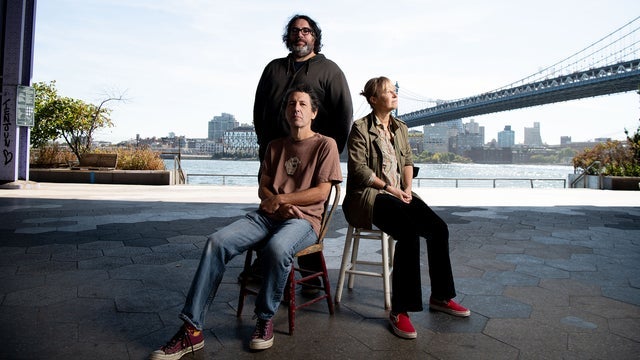 Yo La Tengo - Dine for Democracy