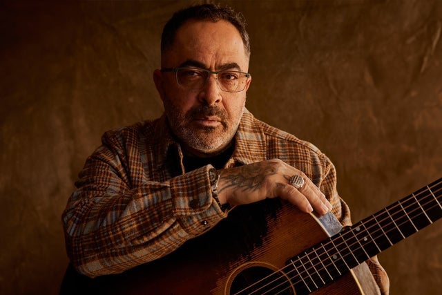 Aaron Lewis