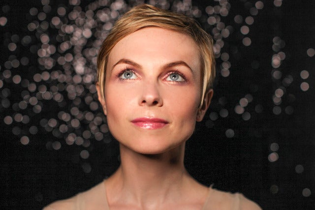 Kat Edmonson 