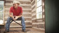 Pickin' in the Pasture with Kevin Fowler