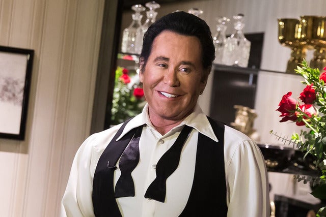 Wayne Newton - Up Close And Personal