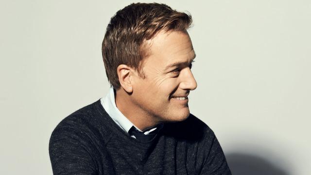 MICHAEL W. SMITH - EVERY CHRISTMAS WITH SPECIAL GUEST RILEY CLEMMONS