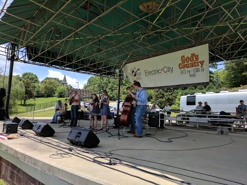 william-a-floyd-amphitheater