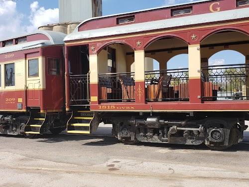 grapevine-vintage-railroad-turntable